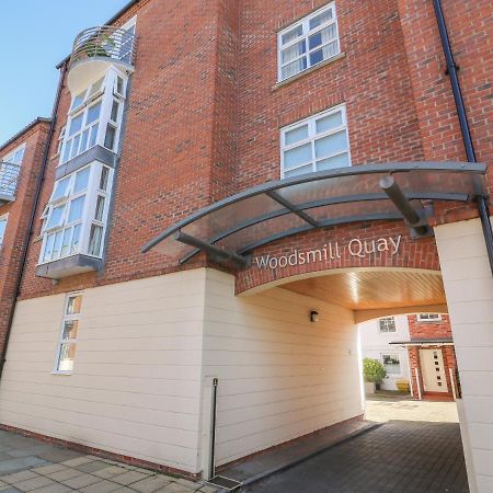 Апартаменты 12 Woodsmill Quay Йорк Экстерьер фото